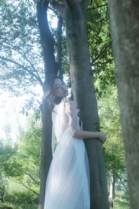 Stunning Portrait Photography: YiTuYu Art Language Vol.4639 Featuring Lu Rou Chi Bu Bao - image 2