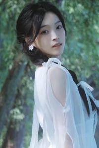 Stunning Portrait Photography: YiTuYu Art Language Vol.4639 Featuring Lu Rou Chi Bu Bao - image 8