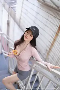 Yu Zi Jiang Fish (No.10542 XiuRen) – Captivating Beauty and Alluring Style - image 2