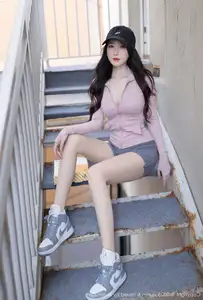 Yu Zi Jiang Fish (No.10542 XiuRen) – Captivating Beauty and Alluring Style - image 19