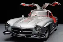 Million-Dollar Dream: Collector Trades Bugatti Veyron for Legendary Mercedes-Benz 300 SL Gullwing 1955 - image 2