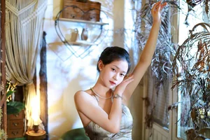 Elegant Portraiture: YiTuYu Art Language Vol.5546 Featuring Xiao Xiao Cheng Tong Xue - image 4