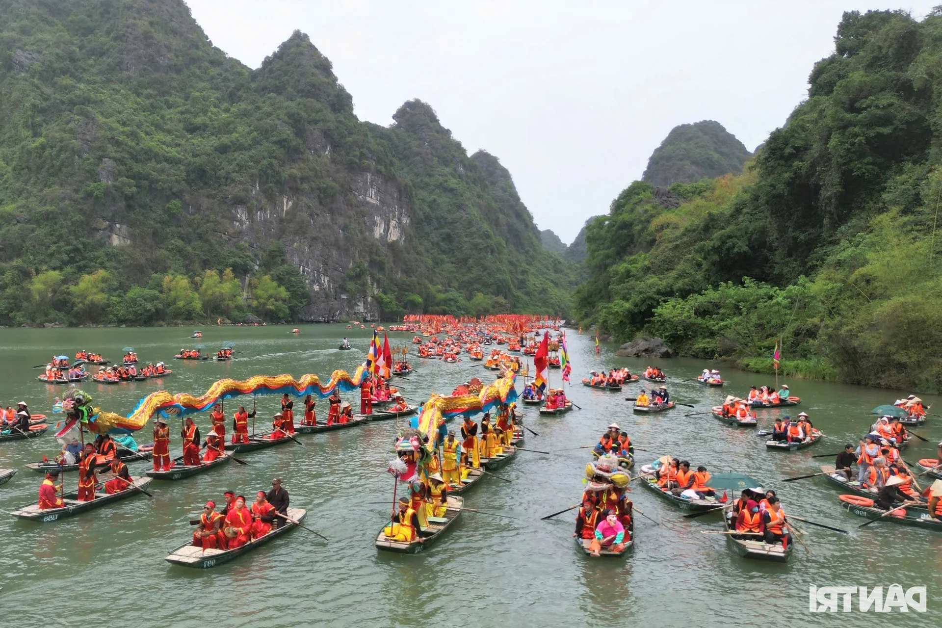 Experience the Majestic Trang An Festival: A Thousand-Year Heritage in Vietnam