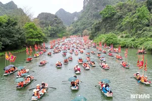 Experience the Majestic Trang An Festival: A Thousand-Year Heritage in Vietnam - image 5