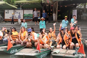 Experience the Majestic Trang An Festival: A Thousand-Year Heritage in Vietnam - image 8