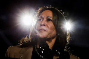 Capturing the Intensity: Memorable Moments from Trump and Harris on the Campaign Trail - image 13