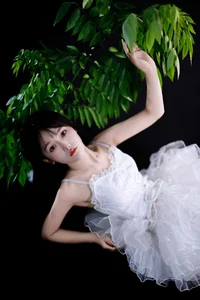 YiTuYu Art Language Vol.7261: Capturing the Grace of Xiao Xiao Yu - image 10
