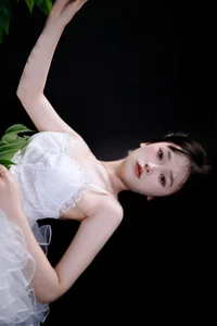 YiTuYu Art Language Vol.7261: Capturing the Grace of Xiao Xiao Yu - image 13
