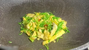The Health Benefits of Pea Sprouts: A Superfood for Liver Detox and Improved Vision - image 3