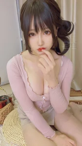 Soft and Elegant Aesthetic with Coser Nyako - image 14