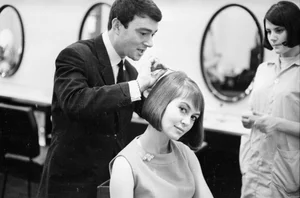 Revolutionary Fashion Trends: Iconic Styles That Redefined the Global Fashion Industry Throughout History - image 4