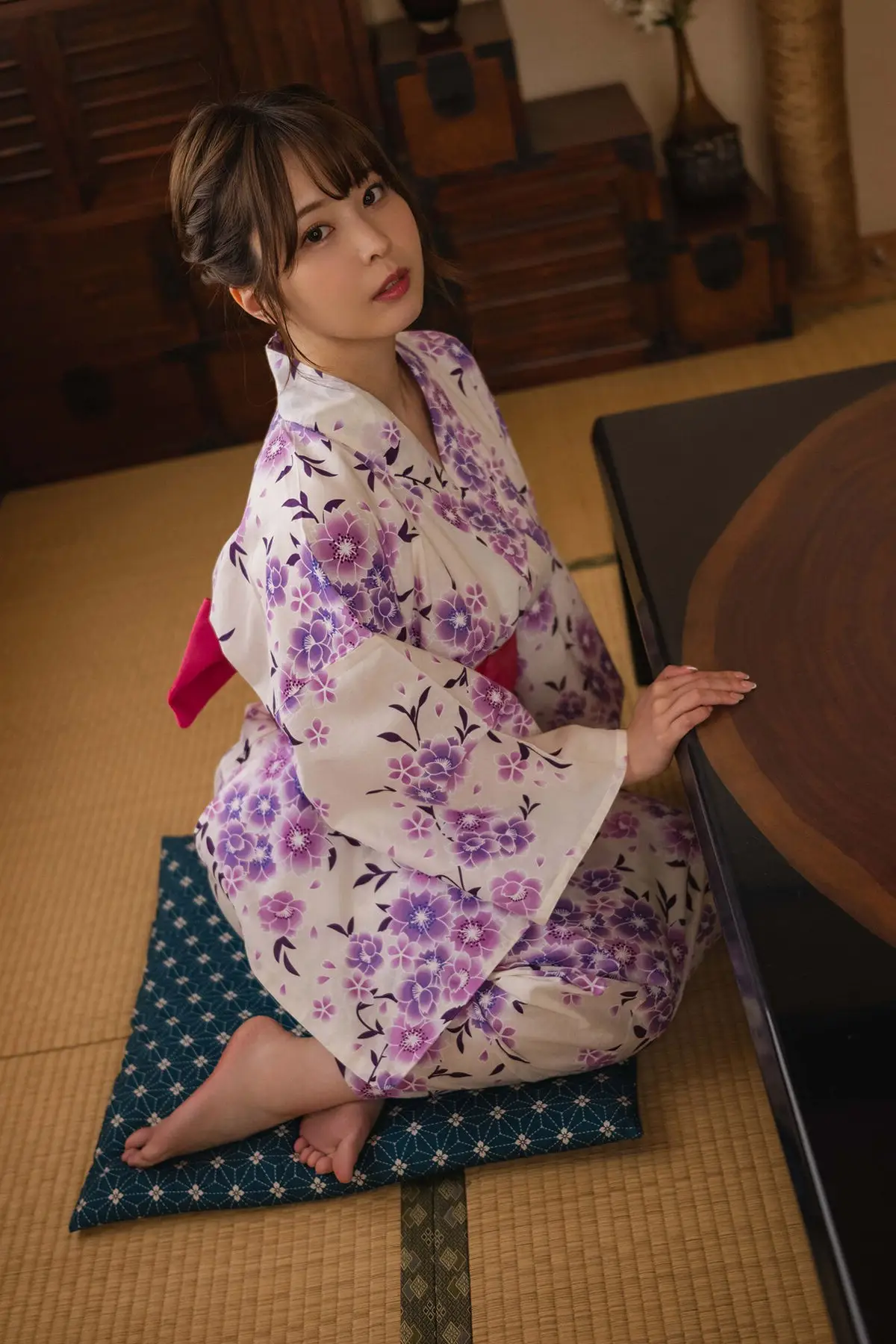 JP Kuno Hinano: Charming Yukata Elegance in - Discover Japanese Beauty