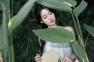 The Ethereal Grace of Da Xi Dacy in Art Language Vol.8897 by the Lake - image 10