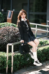 Chic and Contemporary Portfolios: YiTuYu Art Language Vol.7143 featuring Model Cc - image 23