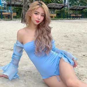 Stunning Gen Z Influencers: Meet the Beautiful and Confident Women Born in 2001 - image 5
