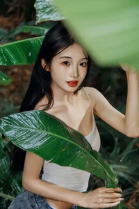 YiTuYu Art Language Vol.10420: Elegant Photographic Series Featuring Model Hu Die - image 1