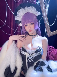Elegant Tashkent Cosplay by Hoshilily: A Visual Masterpiece from Azur Lane - image 6