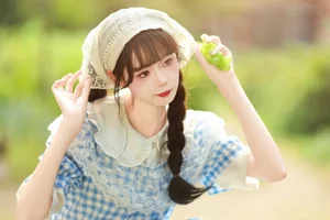 YiTuYu Art Language Vol.5854: Guan Ning Showcases Sophisticated Modern Aesthetics - image 30