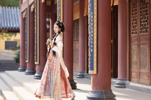The Intersection of Fashion and Art: YiTuYu Art Language Vol.5921 Lsababe Collection - image 10