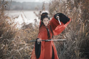 YiTuYu Art Language Vol.6510 Featuring A Chu: A Celebration of Contemporary Portrait Art - image 10