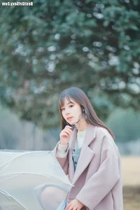 Captivating Visuals in YiTuYu Art Language Vol.4108 Gong Zi Bu Huai - image 7