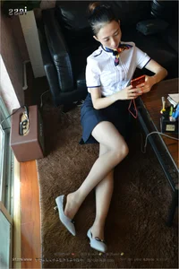 IESS Si Zu Bian Dang 135: New Model Momo in Gray Stockings and Flat Shoes Office Lady Style - image 48