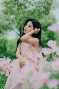 Artistic Evening Portrait Series: Model Ya Ya in YiTuYu Art Language Vol.9081 – Elegant Photography Amidst Evening Primroses - image 22