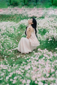 Artistic Evening Portrait Series: Model Ya Ya in YiTuYu Art Language Vol.9081 – Elegant Photography Amidst Evening Primroses - image 24