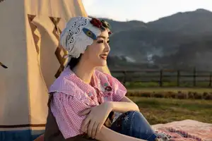 Giang My: Ageless U55 Beauty Shines Bright Celebrating Christmas Amidst Snowy Scenery - image 4