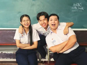 Kinh Van Hoa Cast Reunion: Anh Dao Surprises Fans with Timeless Beauty - image 4