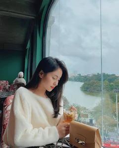 Elegant Beauty Gallery: Tran Thu Trang Amidst the Breathtaking Buckwheat Flower Fields of the Highlands - image 30
