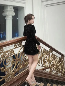 Postpartum Fitness Secrets: How Thanh Lam Maintains a Youthful Figure and Radiant Health After Two Kids - image 9