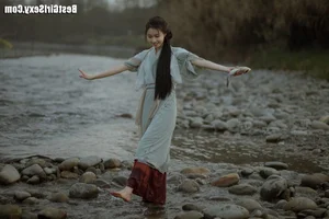 Modern Aesthetics with Ran RR in YiTuYu Art Language Vol.4125 - image 3