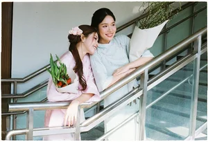 Celebrating Tet 2025: Vietnamese Beauties Showcase Elegance in Traditional Ao Dai Fashion Trends - image 0