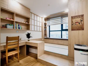 Modern Japanese-Style Apartment Featuring a Versatile 5-in-1 Living Room Design - image 1
