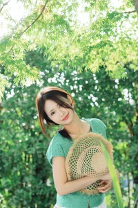 Summer Vintage Aesthetic: Ka Bi in YiTuYu Art Language Vol.9337 – Mint Green Fashion and Nostalgic Portrait Photography - image 12