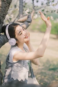 Modern Aesthetics and Grace: Fan Fan in YiTuYu Art Language Vol.7084 - image 6