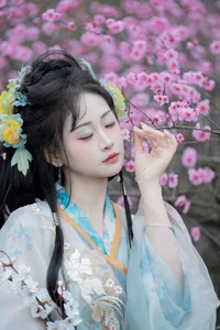 Ethereal Hanfu Beauty in Meiling Plum Forest - YiTuYu Vol.8870 Jiao Yi Zhi Sui Sui - image 31
