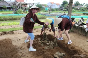 Tra Que Vegetable Village: Recognized as One of the Best Tourism Villages Globally - image 5