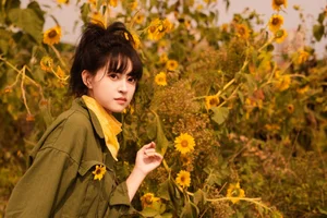 YiTuYu Art Language Vol.5731 Featuring Yi Xuan: Elegant Portrait Photography - image 3
