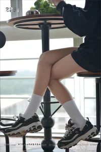 Sizu Bento 065: Xiao Xiao in Cotton Socks Photography - image 8