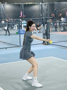Hanoi Social Media Star Brings Radiant Style to the Pickleball Court - image 1