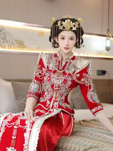Li Shuang Er: Traditional Beauty in Vibrant Xiùhéfú from XiuRen model Part01 - image 57