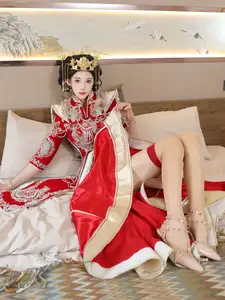 Li Shuang Er: Traditional Beauty in Vibrant Xiùhéfú from XiuRen model Part01 - image 15