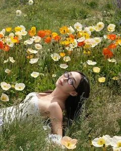 Chi Pu's Best Friend Stuns with Youthful Beauty and Fitness - image 7