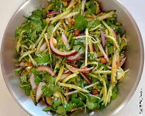 4 Simple Foods to Naturally Clean Blood Vessels and Improve Heart Health - image 12