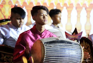 Soc Trang Record: 200 Artisans Perform Traditional Khmer Pentatonic Music - image 4