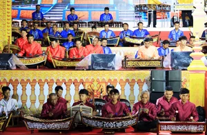 Soc Trang Record: 200 Artisans Perform Traditional Khmer Pentatonic Music - image 2