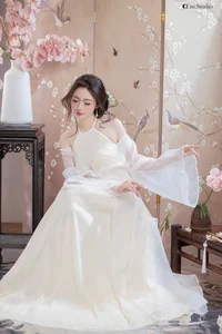 Pure Elegance: The Ethereal Beauty of Silk and Tradition - image 9