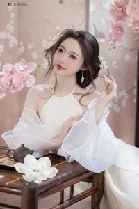 Pure Elegance: The Ethereal Beauty of Silk and Tradition - image 10